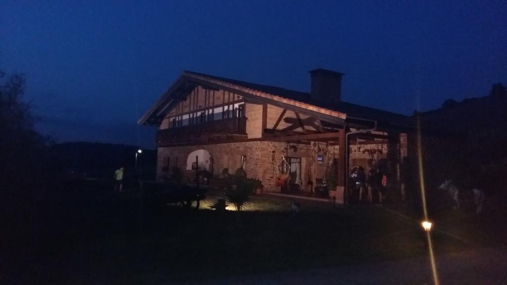Lezamakoetxe Guest House Sopuerta Exterior foto