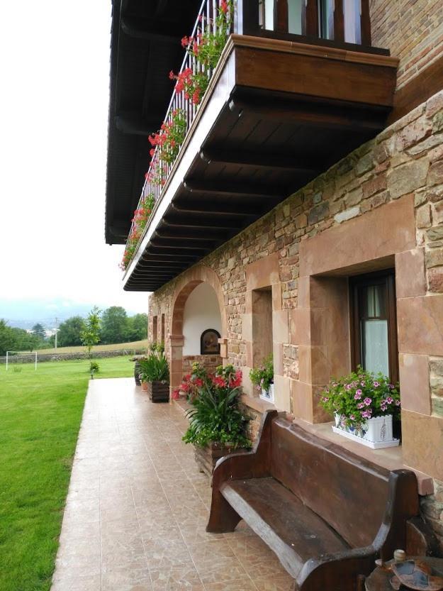 Lezamakoetxe Guest House Sopuerta Exterior foto